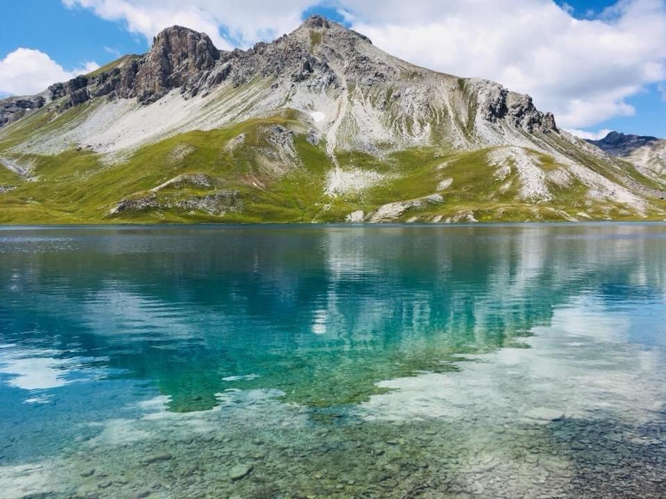 Chasa Jaro Panzió Santa Maria Val Muestair Kültér fotó